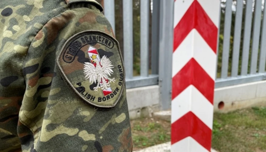 Станція метро «Центр» у Варшаві
