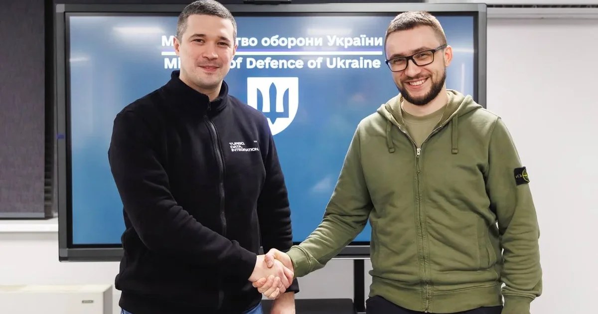 Стерненко і Бескрестнов у Telegram після повідомлення Федорова про відставку