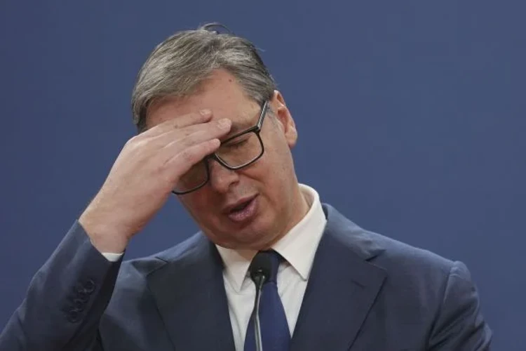 Президент Сербії Александар Вучич під час спільної пресконференції у Белграді