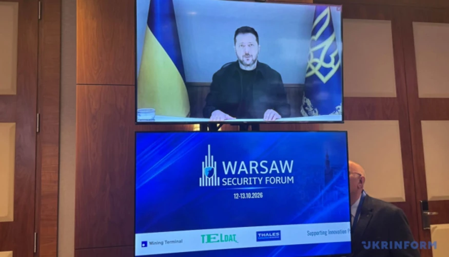 Президент України Володимир Зеленський під час виступу на Варшавському безпековому форумі у форматі відеозв'язку